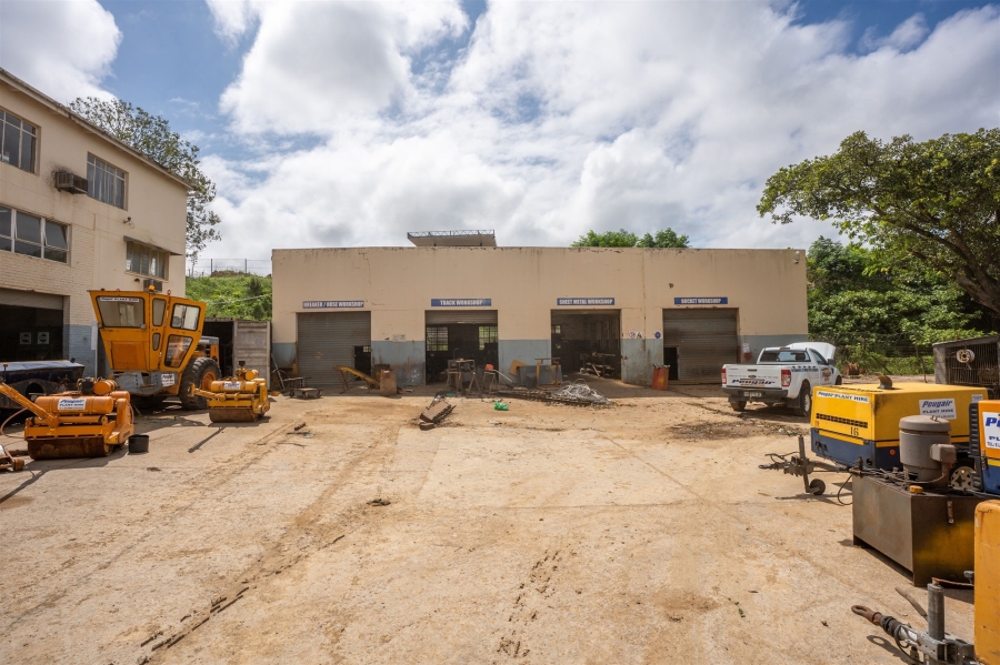 Commercial Property for Sale in Beacon Bay Eastern Cape